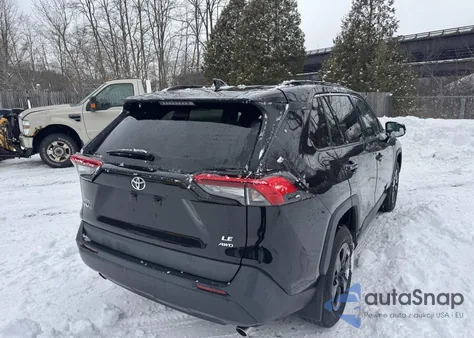 2020 Toyota Rav4 Le z USA, uszkodzony, nr VIN 2T3G1RFVXLW135540